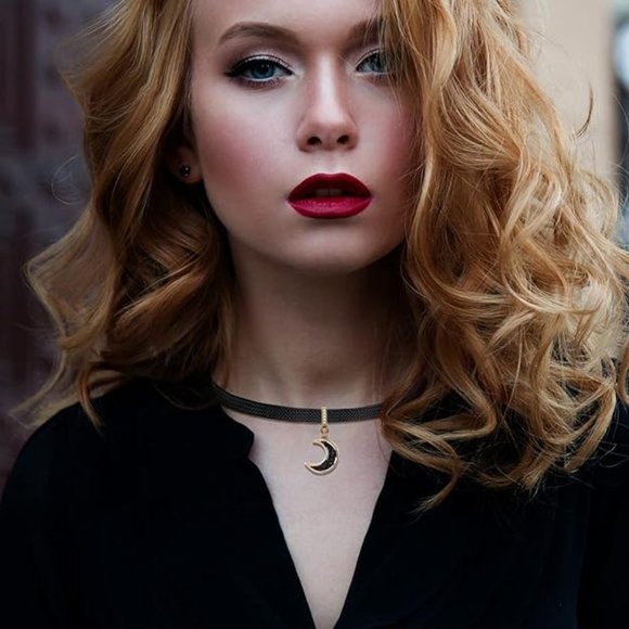 Black Leather Moon Choker Necklace - Picture 2 of 3